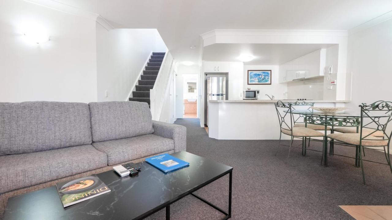 Burleigh On The Beach Gold Coast Bagian luar foto
